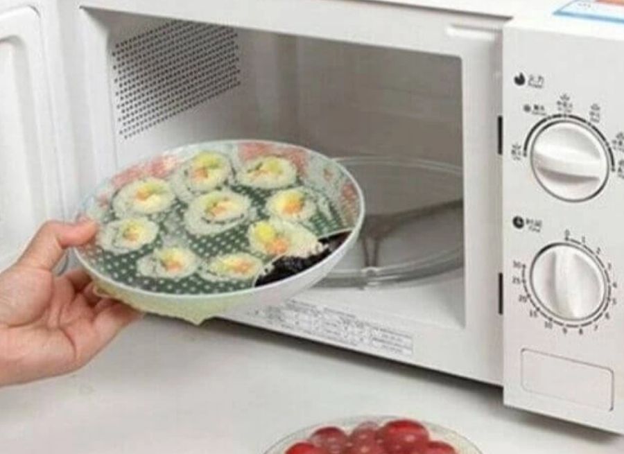 can cling wrap go in the microwave