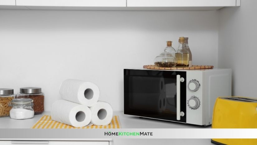 can paper towels go in the microwave