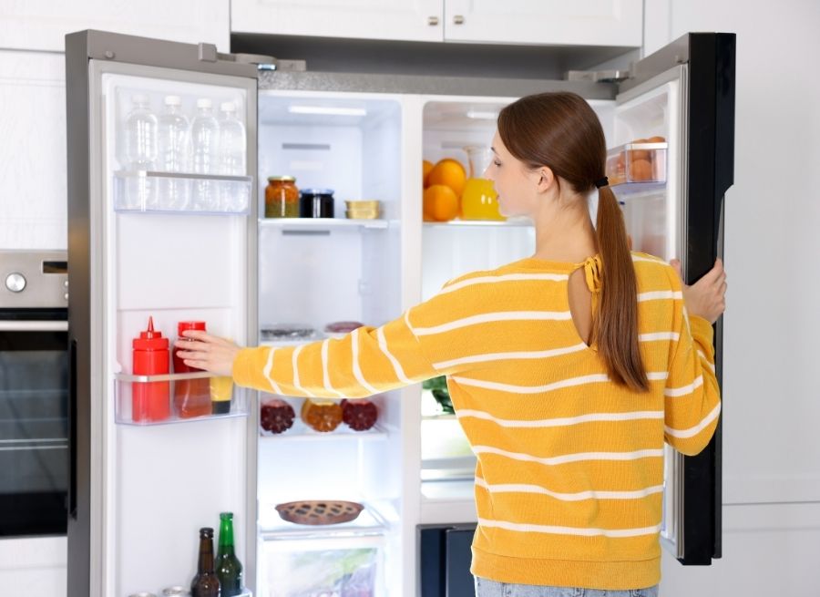 can a refrigerator be laid down