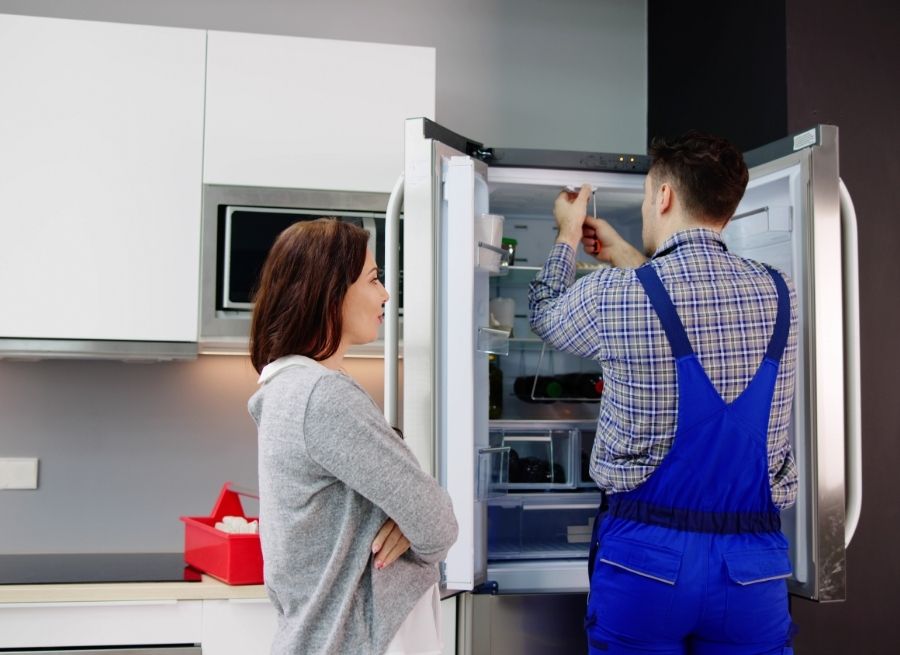 can you move a refrigerator on its side