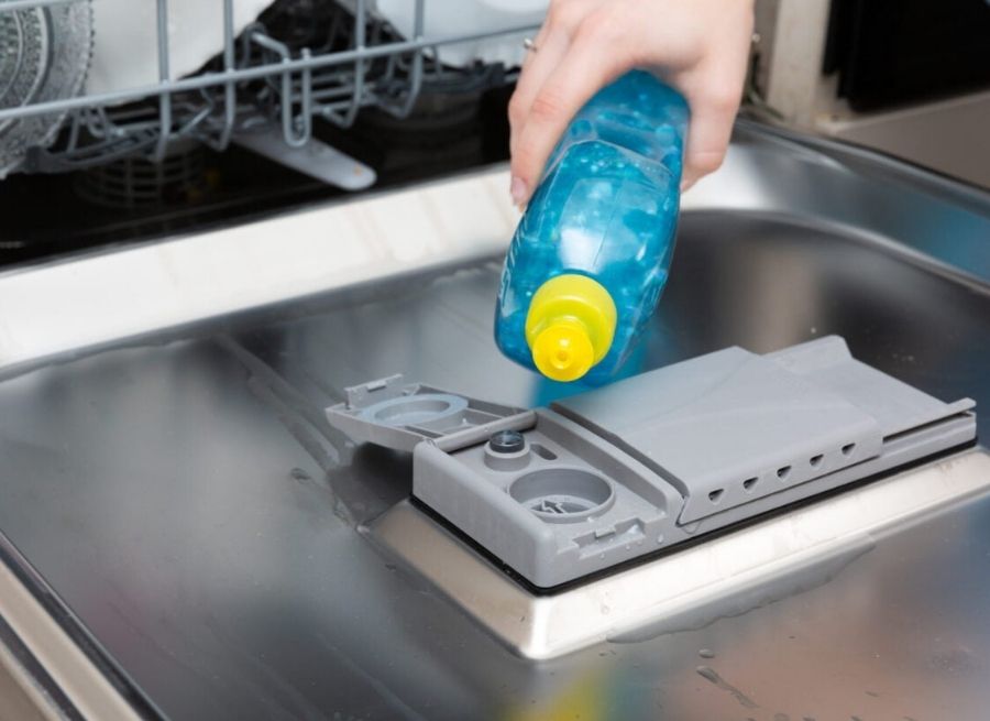 can you use dishwashing liquid in dishwasher